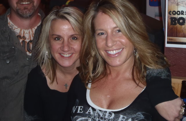 Click for more pics from Pauly's Pub
