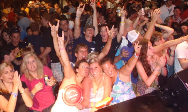 Click for more pics from River Falls Days