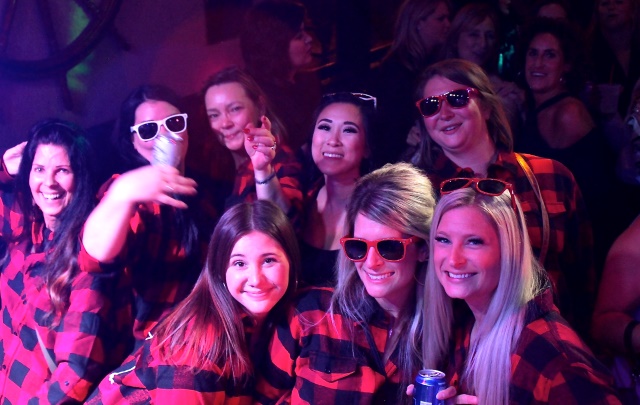 Click for more pics from P.D. Pappy's